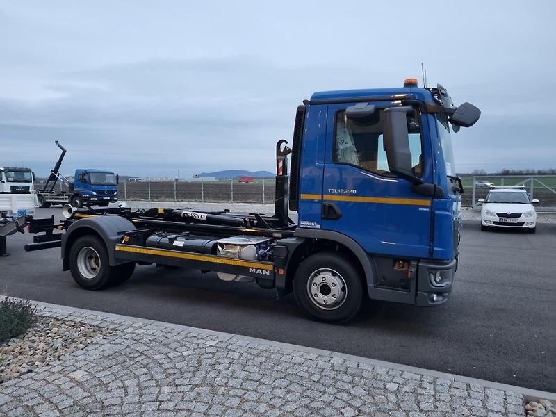 MAN TGL 12.220 KONTEJNEROVÝ NOSIČ  - fotka 6 z 14