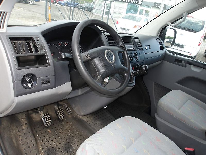 Volkswagen Transporter 2,5TDi Nový motor ! LONG !!! Č - fotka 13 z 33
