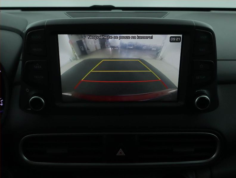 Hyundai Kona (2018) 1.0 T-GDI, Serv.kniha, Kůže - fotka 13 z 18