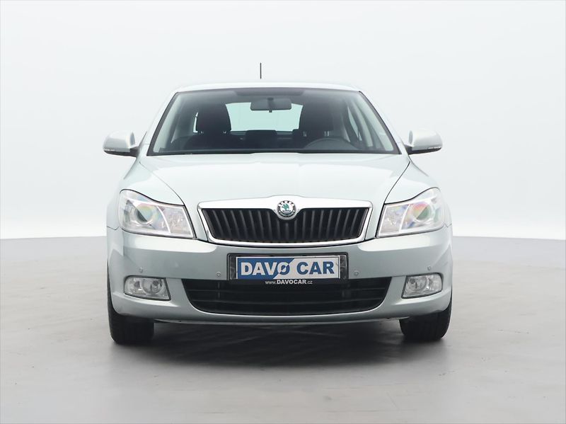 Škoda Octavia 1,4 TSI 90kW Ambiente CZ - fotka 2 z 26