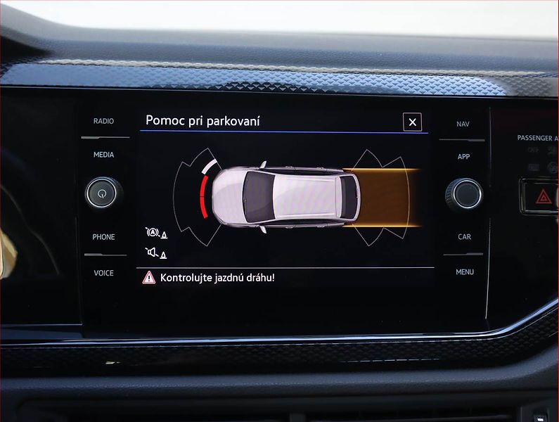 Volkswagen Taigo (2023) 1.0 TSI, Automat - fotka 16 z 21