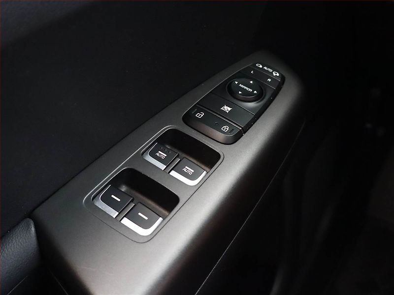Kia Sportage (2021) 1.6 GDI, ČR,1.maj, Serv.kniha - fotka 17 z 17