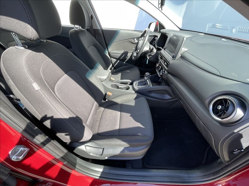 Hyundai Kona 1,0 T-GDI DCT Comfort PDC - fotka 15 z 21