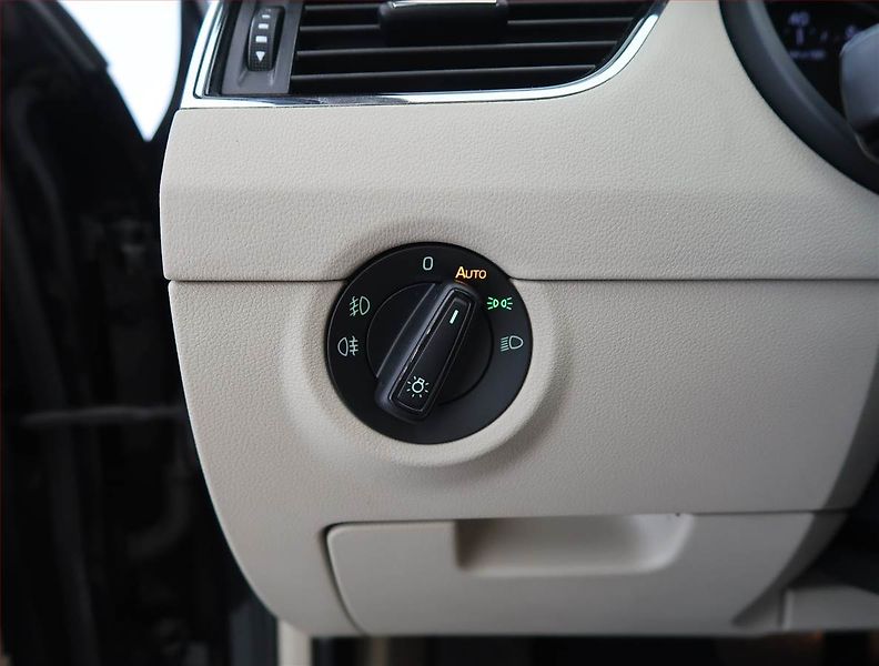 Škoda Octavia (2014) 1.4 TSI, Automat, Serv.kniha - fotka 24 z 26