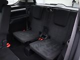 Volkswagen Touran 2,0 TDI 110kW DSG Highline 7M - náhled 15
