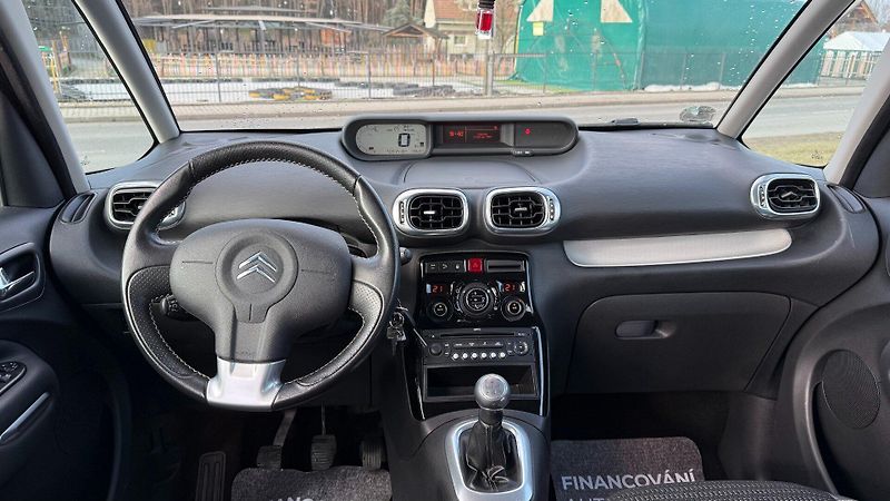 Citroën C3 Picasso (2009) 1.4i 70kW*Exclusive*PDC*Klima* - fotka 21 z 23