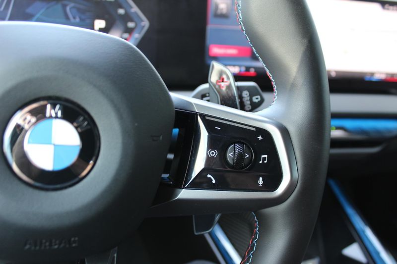 BMW X3 M50 xDrive - fotka 14 z 23