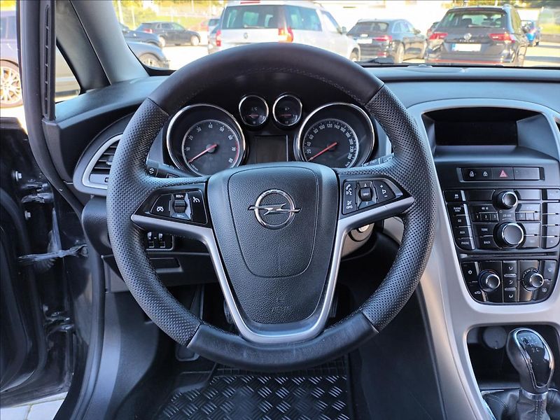 Opel Astra 1,6 i,85KW,KLIMA,PARKING - fotka 13 z 42