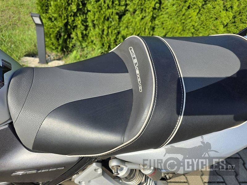 Honda CB 1300 (2004) - fotka 9 z 19