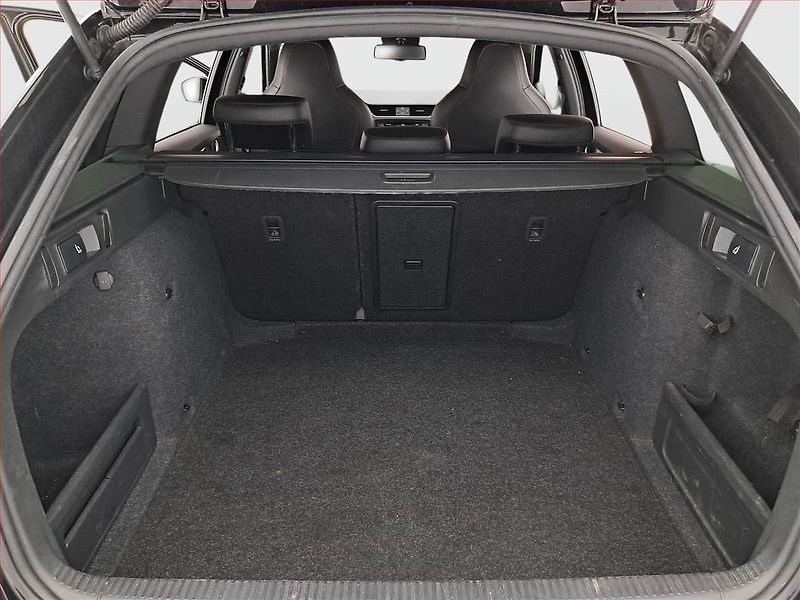 Škoda Octavia (2017) RS 2.0 TDI, Kůže, Navi - fotka 14 z 22