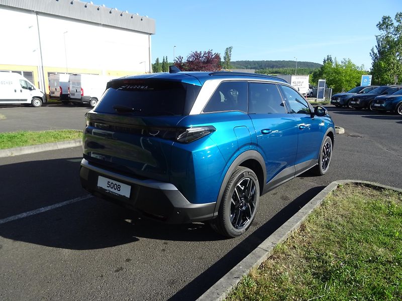 Peugeot 5008 (2026) GT Hybrid 145k SUMMER BLUE - fotka 7 z 50