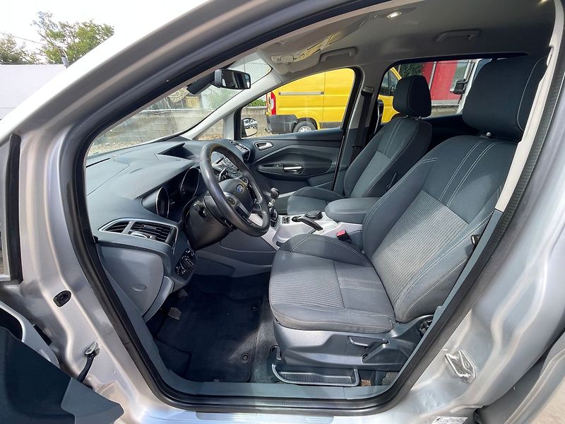 Ford C-MAX 1.6CDTi 85kW*ZADÁNO* - fotka 10 z 38
