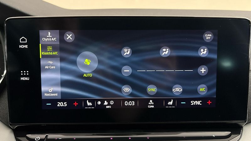 Škoda Octavia 2.0 TDI DSG Style - fotka 27 z 27