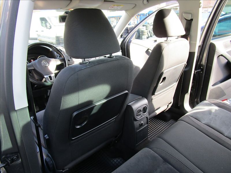 Volkswagen Tiguan 2.0TDi 4Motion Sport, aut. Kli - fotka 37 z 53