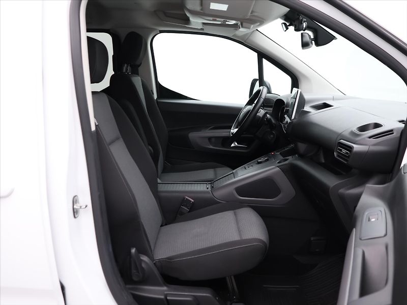 Toyota ProAce City Verso 1,5 D-4D 130k Aut. CZ Family - fotka 12 z 38