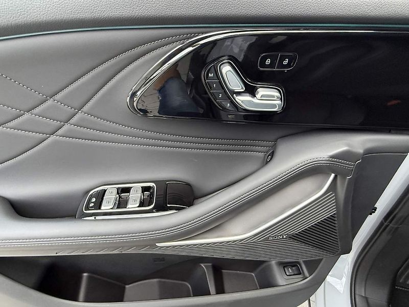 Omoda 9 (2026) Premium 1.5TGDI PHEV AWD - fotka 10 z 27