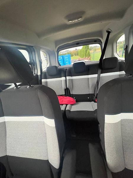 Citroën Berlingo (2024) 1.2 Plus  - fotka 5 z 14