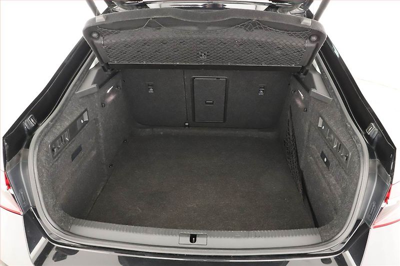 Škoda Superb (2021) 2.0 TSI, 4X4, Automat, Kůže - fotka 19 z 20