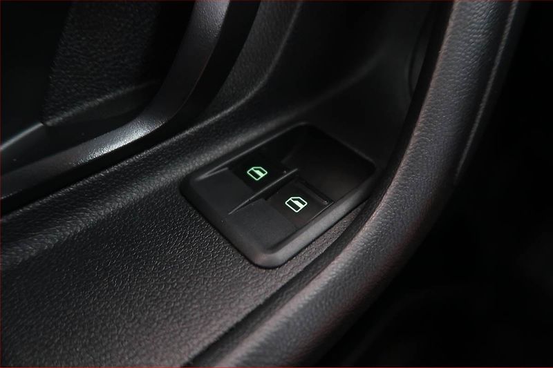 Škoda Fabia (2013) 1.2 TSI, po STK - fotka 14 z 14