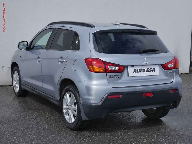 Mitsubishi ASX (2011) 1.8 DI-D, AC, park. kamera - fotka 6 z 26