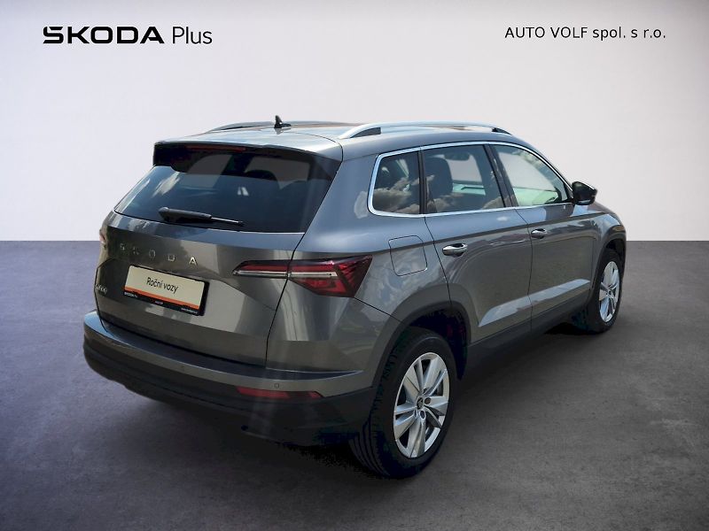 Škoda Karoq (2025) Top Selection 1.5TSi 110kW 7°a - fotka 2 z 28