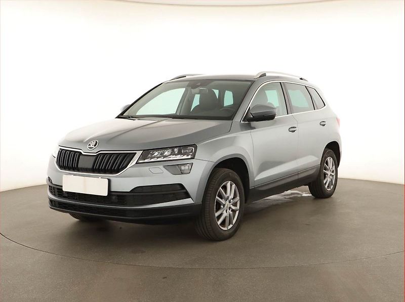 Škoda Karoq (2018) 2.0 TDI, 4X4, Kůže, Navi - fotka 2 z 20