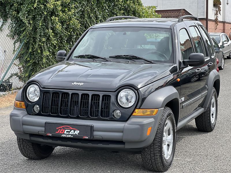 Jeep Cherokee 2.8CRD 4x4 MANUÁL 6 R.ST. - fotografie inzerátu