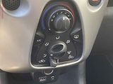 Peugeot 108 (2015) 1.2 PT, Active, AC - náhled 15
