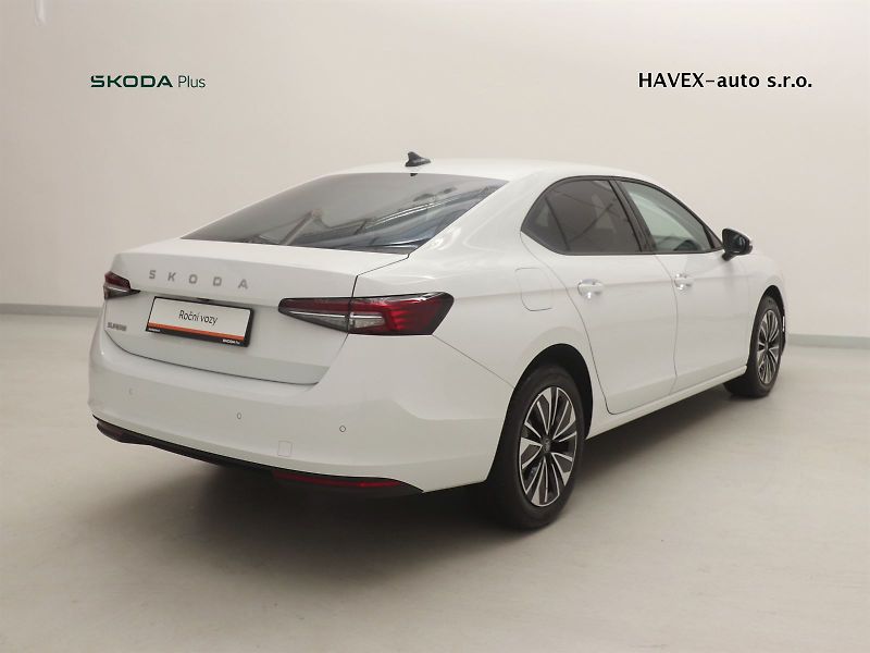 Škoda Superb (2025) 2.0 TDI DSG Selection - fotka 2 z 5