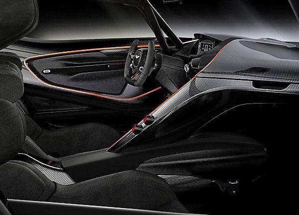 Aston Martin Vulcan.