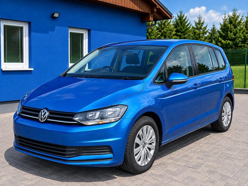 Volkswagen Touran (2016) 1.4 tsi  110 kw   7 míst - fotka 2 z 34