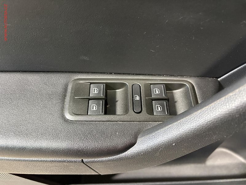 Škoda Yeti (2012) 1.2 TSi, Family, DSG - fotka 12 z 14