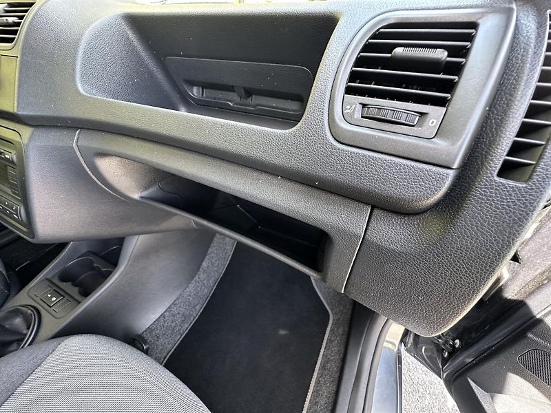 Škoda Fabia (2009) MPI 1.4/63kW 1.Maj. * KLIMA  - fotka 17 z 32
