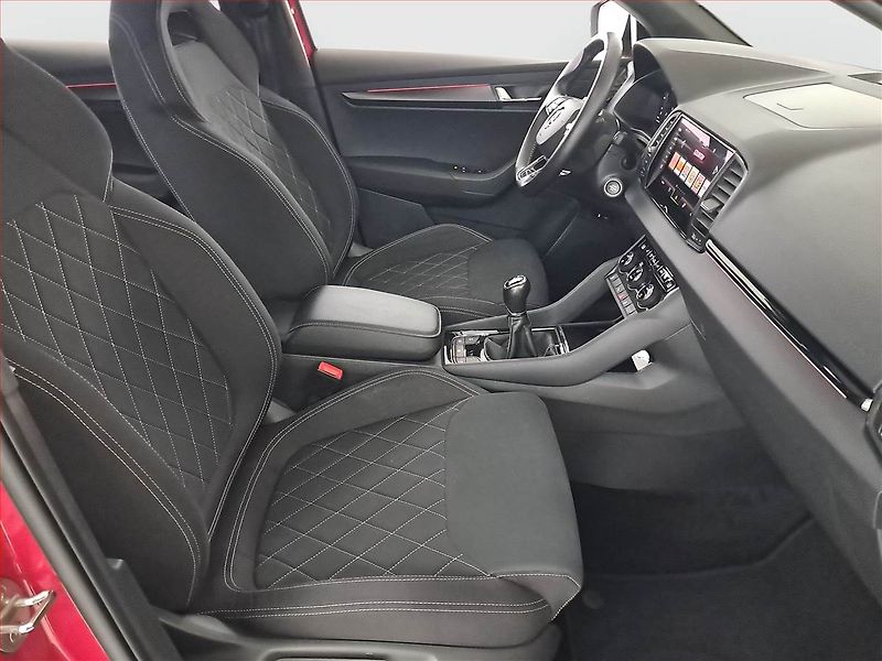 Škoda Karoq (2022) Sportline 1.5 TSI - fotka 9 z 23