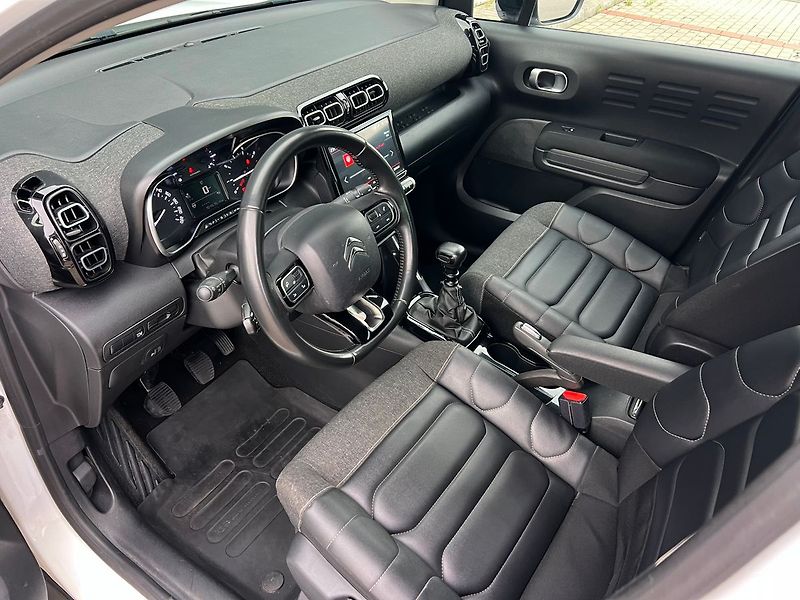 Citroën C3 Aircross (2022) 1.2 PureTech-ALU-P-KAMERA - fotka 14 z 46