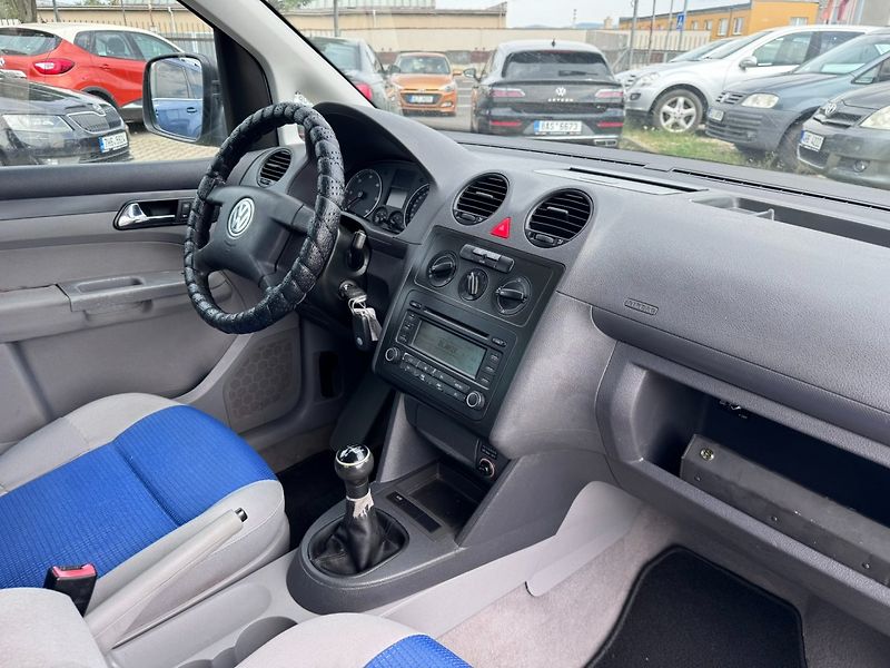 Volkswagen Caddy (2005) 1,9 TDI 77KW 2X ŠOUPAČKY 2.MAJ - fotka 36 z 46