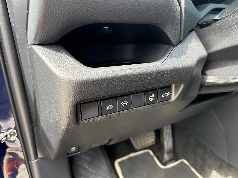 Toyota RAV4 2.5 HSD e-CVT AWD Selection - fotka 13 z 28