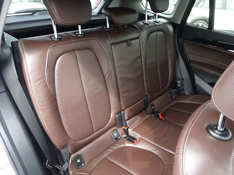 BMW X1 2.0d X-Drive Msport DPH - fotka 11 z 35