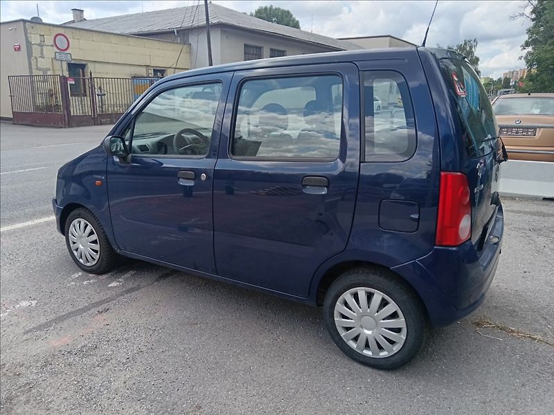 Opel Agila 1,0 i - fotka 7 z 19