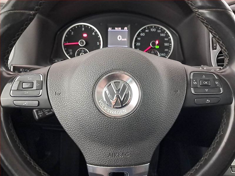 Volkswagen Tiguan (2013) 2.0 TDI, 4X4, Automat - fotka 19 z 19