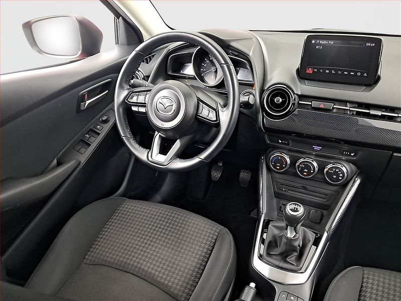 Mazda 2 (2019) 1.5 16V, ČR,1.maj, Tempomat - fotka 7 z 19
