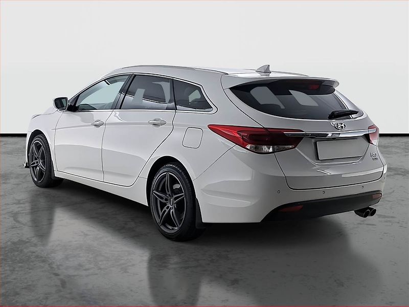 Hyundai i40 (2016) 1.7 CRDi, Navi, Tempomat - fotka 4 z 22