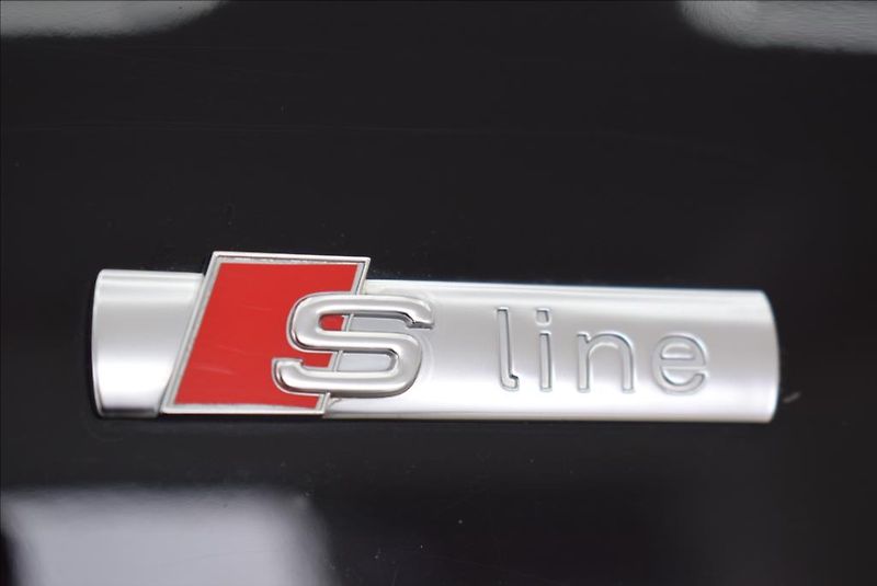 Audi A6 3,0 TDi,S-Line,QUATTRO,aut,DPH - fotka 29 z 40