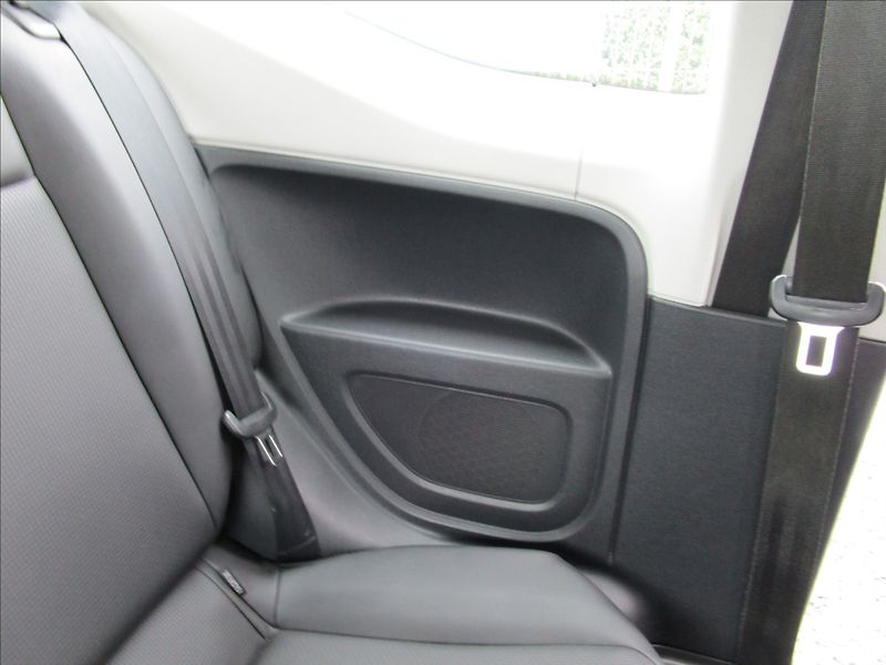 Volkswagen up! 1.0MPi 55kW Highline, Klima - fotka 24 z 36