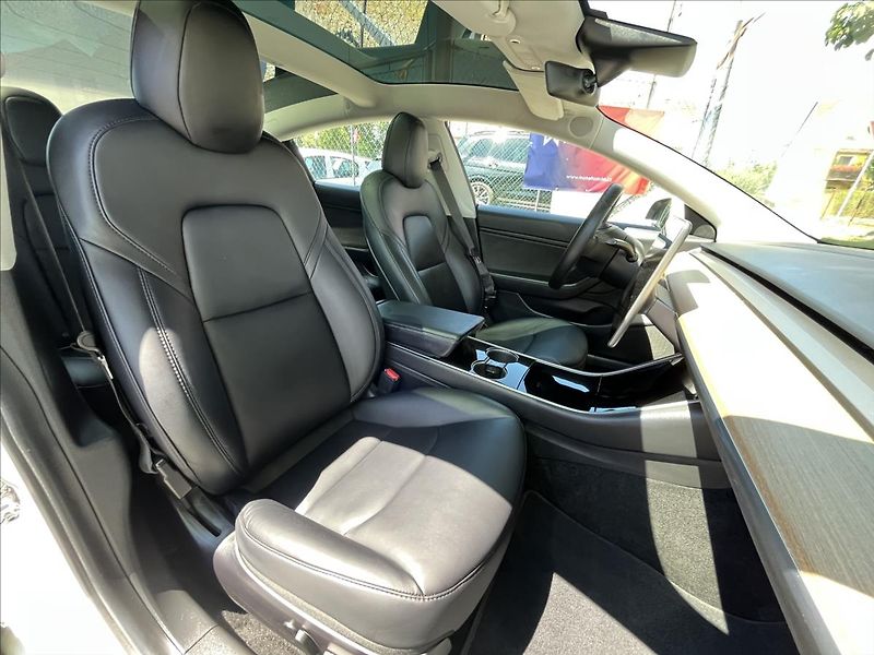 Tesla Model 3 LR AWD 366 kW  Záruka,TZ - fotka 29 z 47