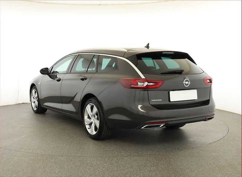 Opel Insignia (2021) 2.0 CDTI, Automat, ČR,1.maj - fotka 4 z 19