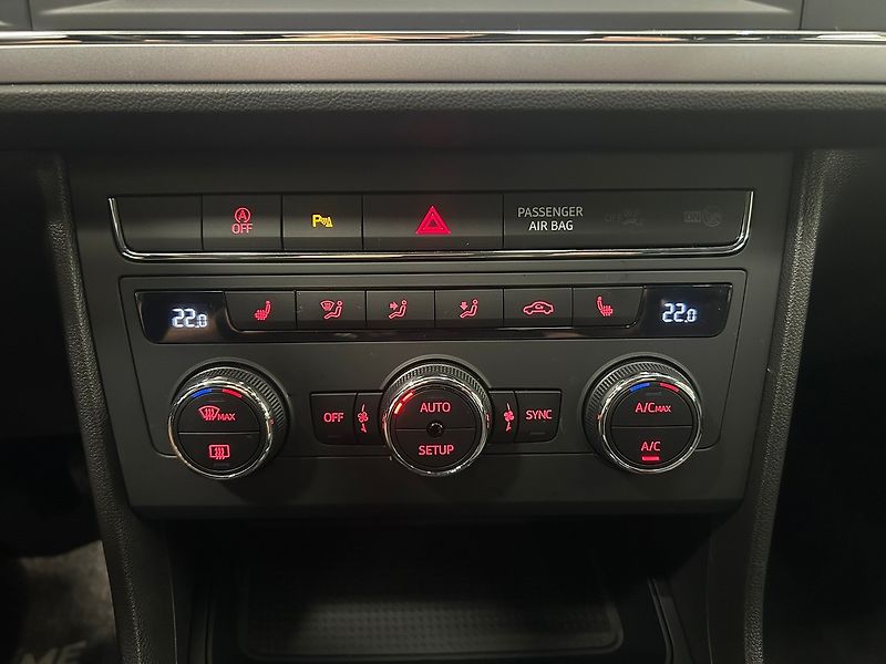 Seat Leon (2020) 1.5 TGI MAN 2020 | Záruka - fotka 46 z 55