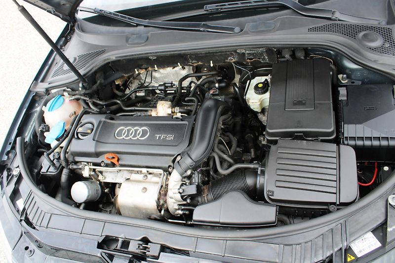 Audi A3 (2009) SPORTBACK 1,4TSI KLIMA ELOKNA  - fotka 16 z 16