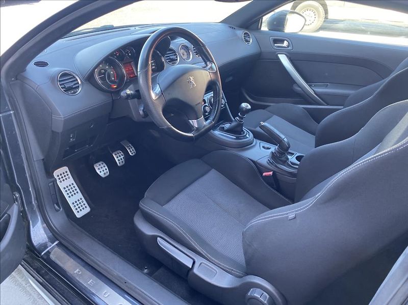 Peugeot RCZ 2,0 HDi 163HP KLIMA ZÁRUKA - fotka 11 z 27