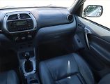 Toyota RAV4 (2002) 2.0 D-4D , 4X4, Park. senzory - náhled 8